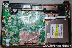 Riparare Compaq Presario CQ61 USB + Power 014