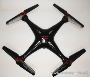 Syma-X5SW-smontare eliche
