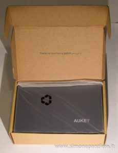 Aukey DS-B4 Case HD USB (2)