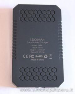 Aukey PB-P8 Batteria Solare (7)